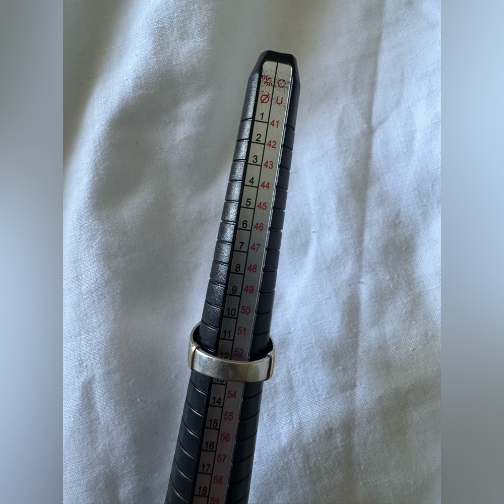 Silver Ring with Blue Stone - Picture 6 of 9